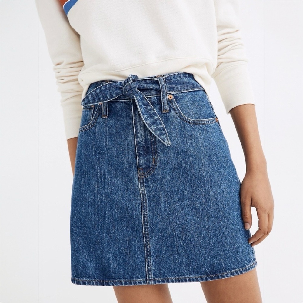 Madewell Rigid Denim Straight Mini Skirt in Haydel Wash: Tie-Waist Edition